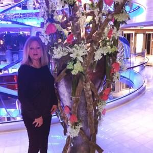 Meet your Posher, Pamela